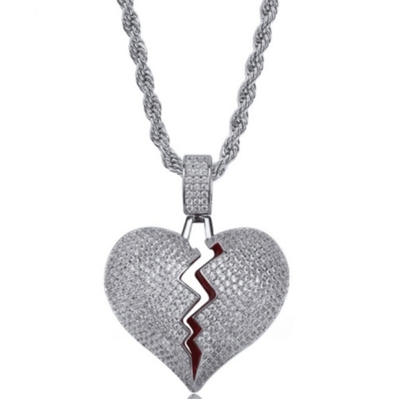 NWT Silver Heart Broken Iced Out Pendant Neckl… - Picture 8 of 11